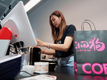 台湾姑娘的襄阳“慢时光”：从咖啡馆骑行出发