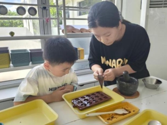 解锁可可豆新玩法 海南侨乡兴隆打造巧克力主题园区