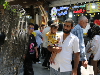 美国对伊朗实施2018年以来最大规模制裁